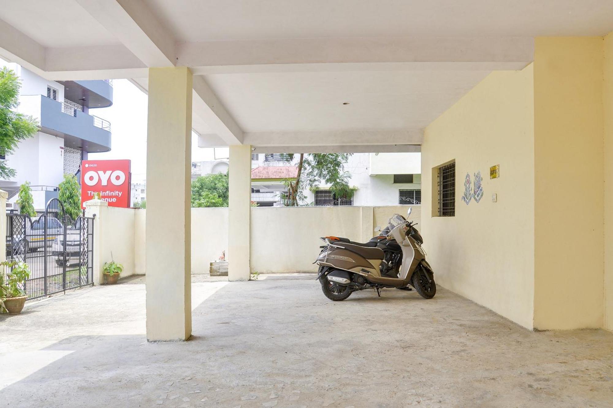 Hotel O Infinity Inn Nagpur Esterno foto